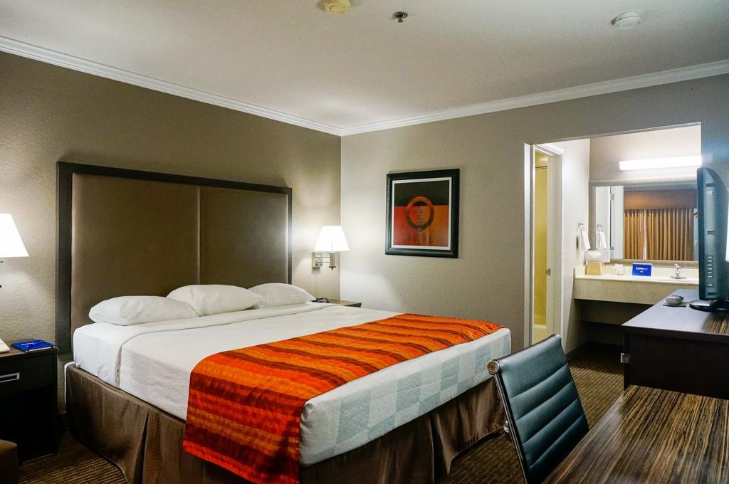 Super 8 By Wyndham Mountain View Motel Dış mekan fotoğraf