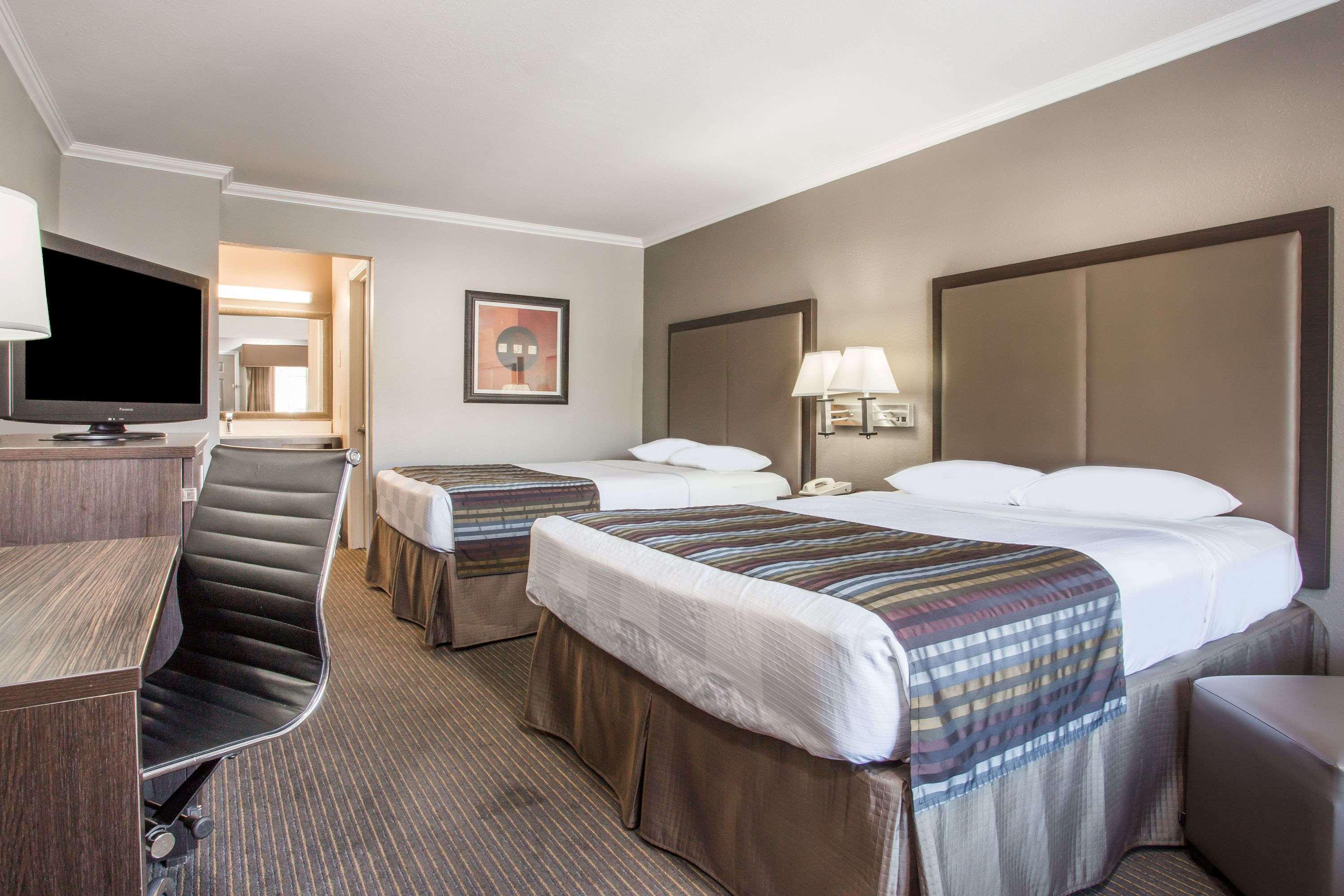 Super 8 By Wyndham Mountain View Motel Dış mekan fotoğraf
